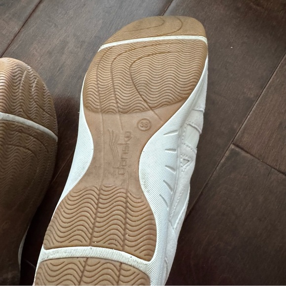 Dansko Hattie Women's White Leather Sneakers size 38 (8 US) - Picture 11 of 12